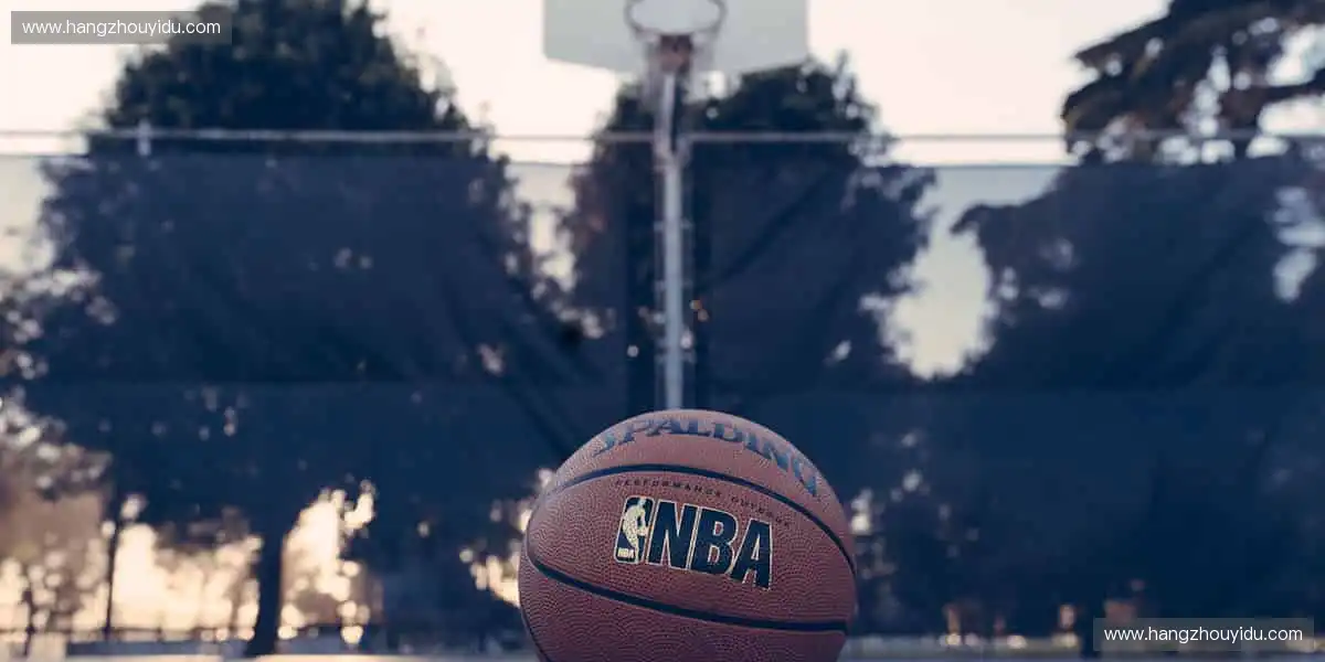 专业周边，品质之选！🎾